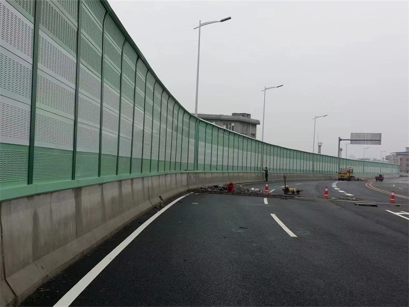 高速公路声屏障