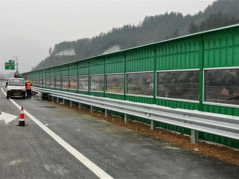 高速公路声屏障
