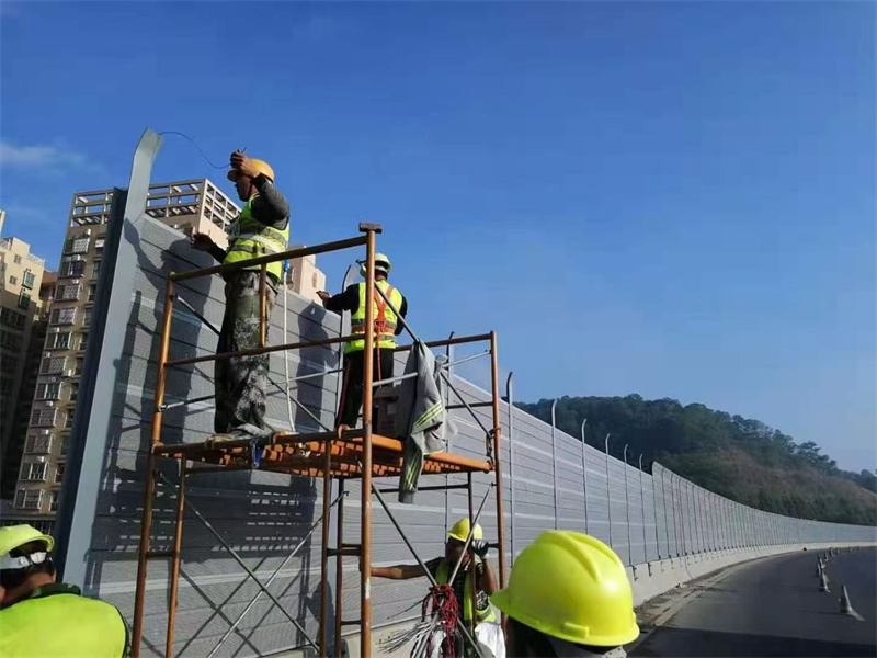 城市道路声屏障