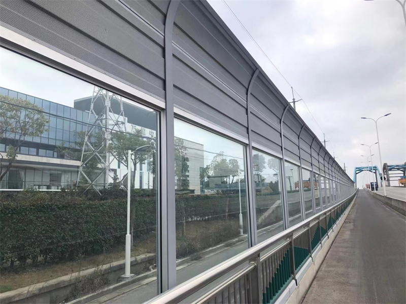 高速公路声屏障